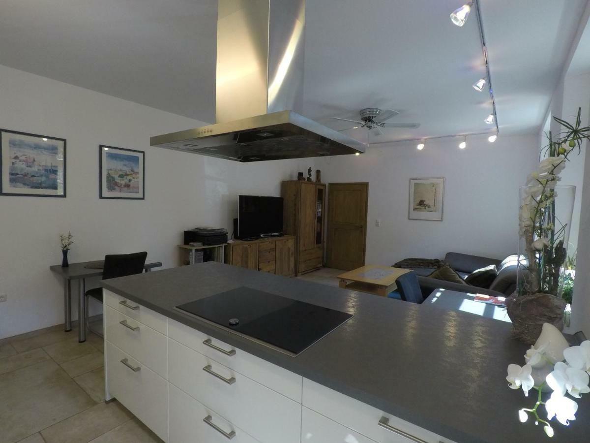 Ferienwohnung Auf Dem Sturmhof Grefrath Exterior foto